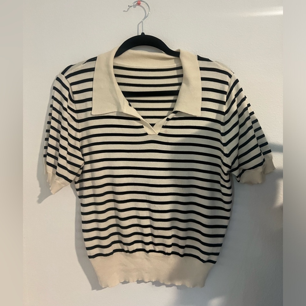striped collar top